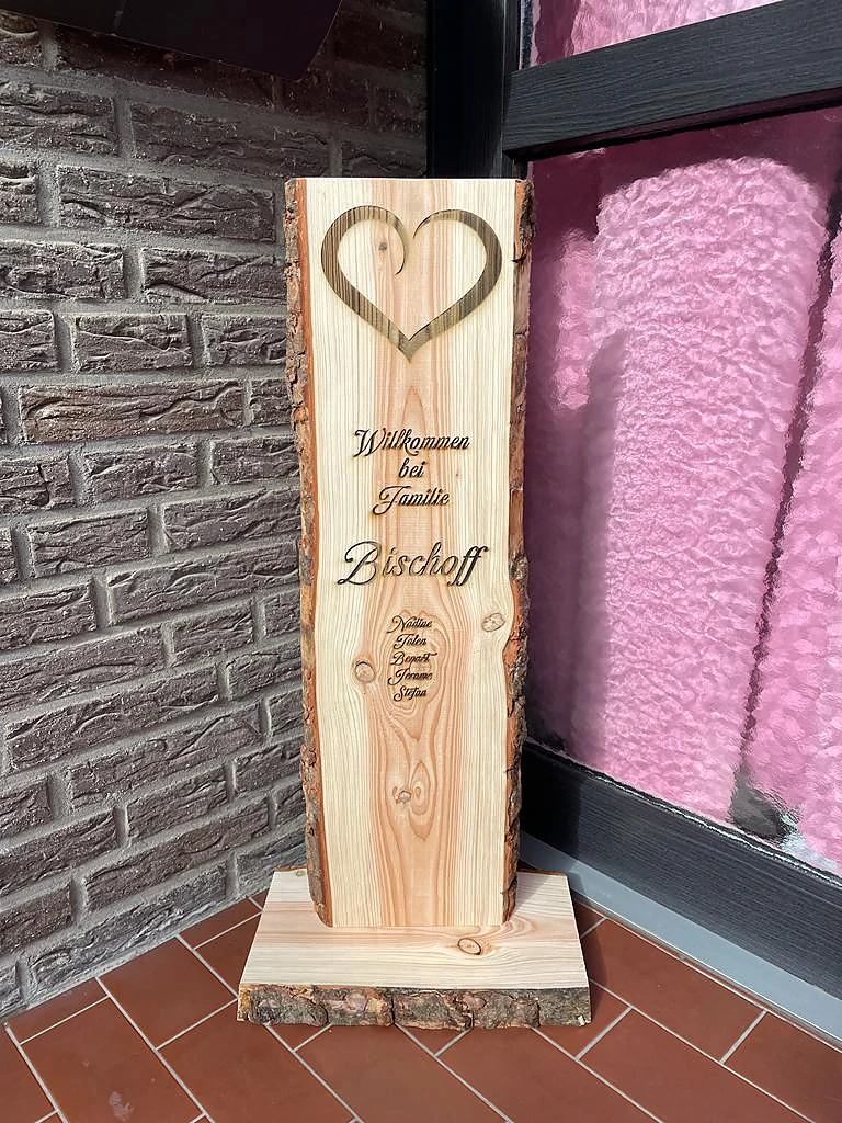 Holzlaterne mit Herz und Namen